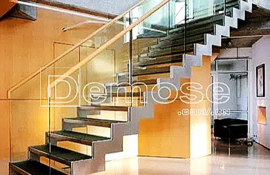 钢结构楼梯与室内装修风格的搭配