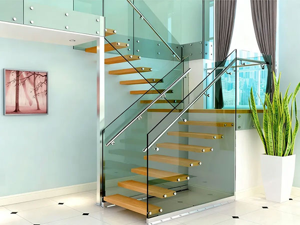 定制玻璃楼梯完整指南